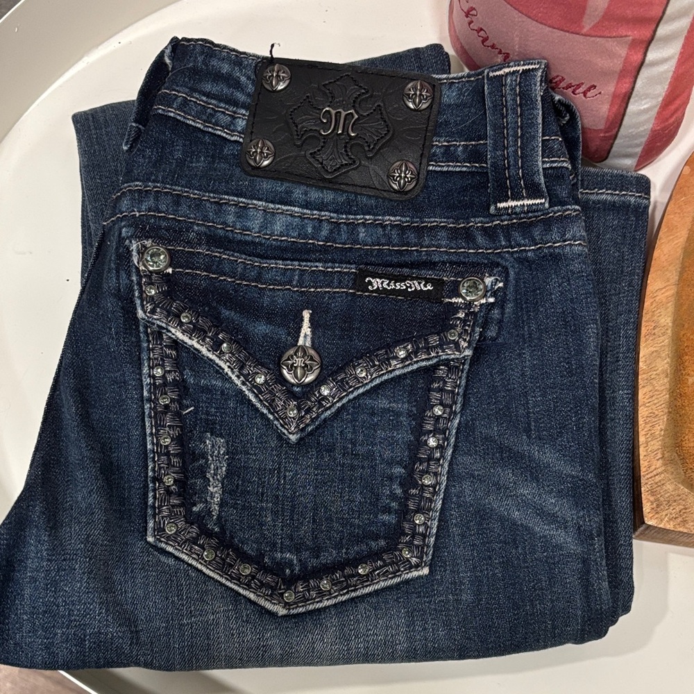 EUC Miss Me Women's Indigo Boot Cut Jeans with Embellished Pockets